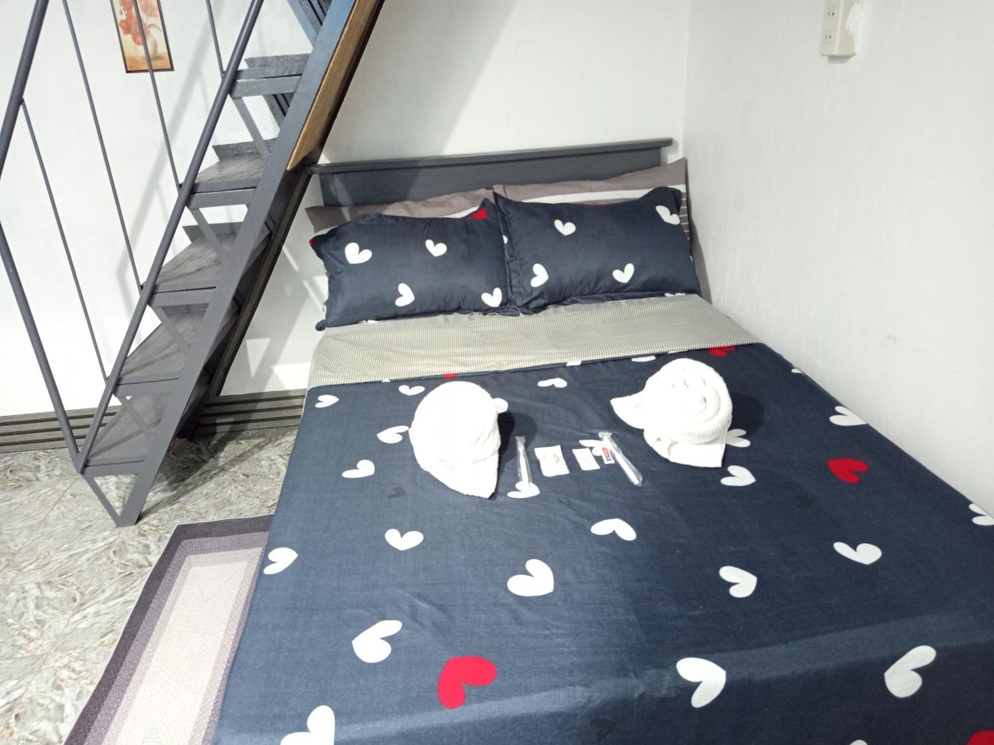 Bed and Breakfast Sarah'S Garden Bnb & Spa Clarin  Экстерьер фото