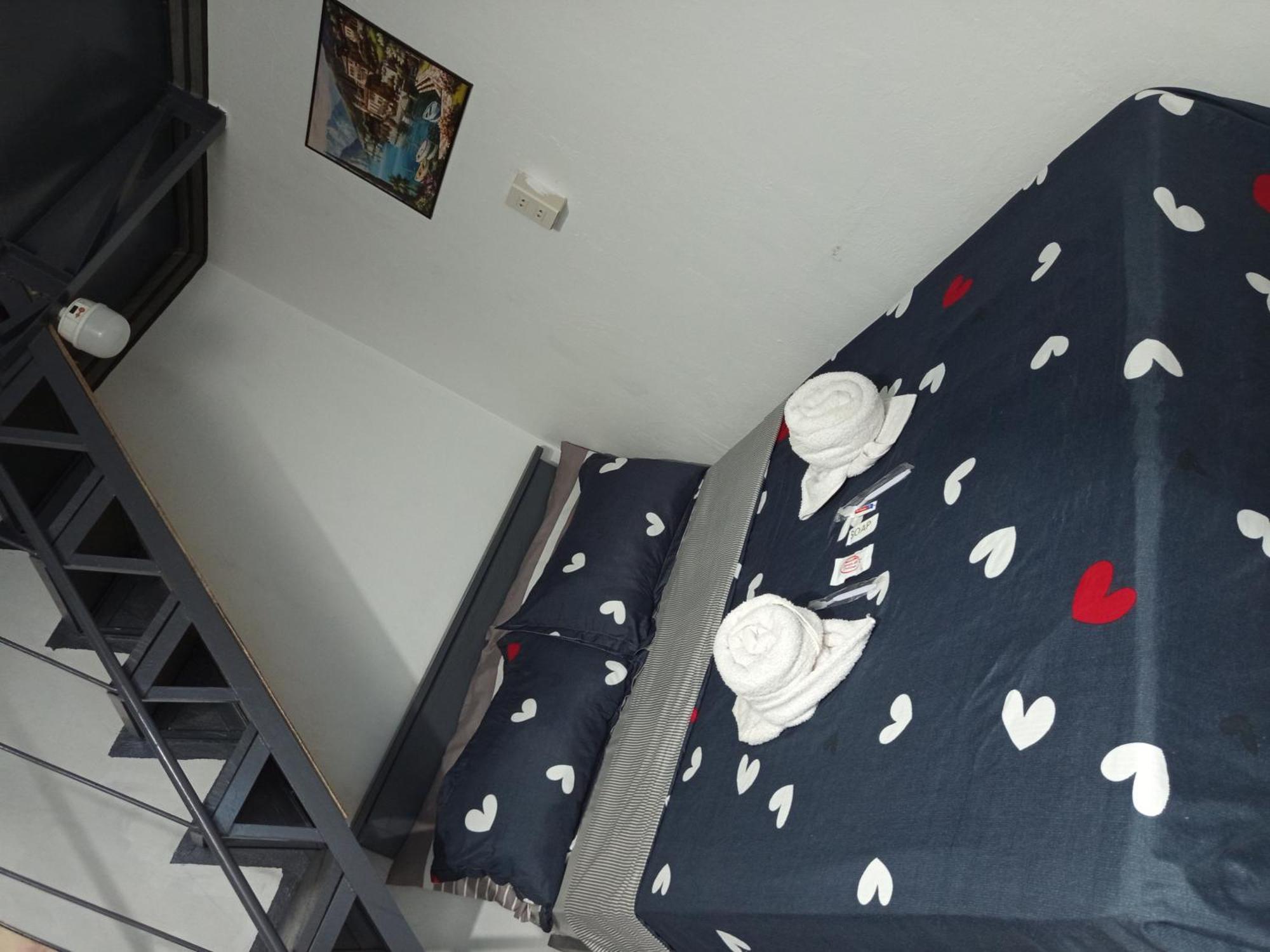Bed and Breakfast Sarah'S Garden Bnb & Spa Clarin  Экстерьер фото