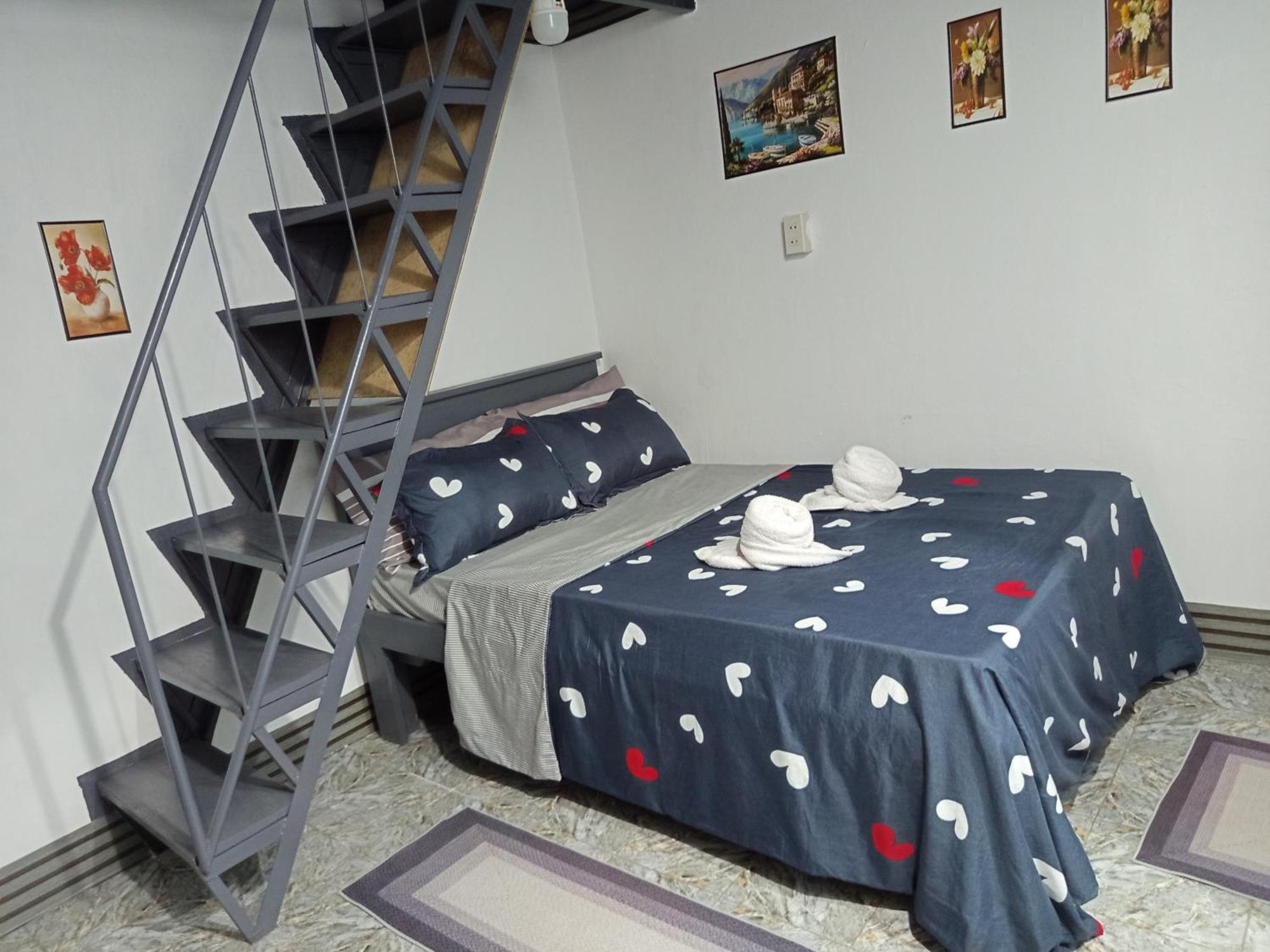 Bed and Breakfast Sarah'S Garden Bnb & Spa Clarin  Экстерьер фото